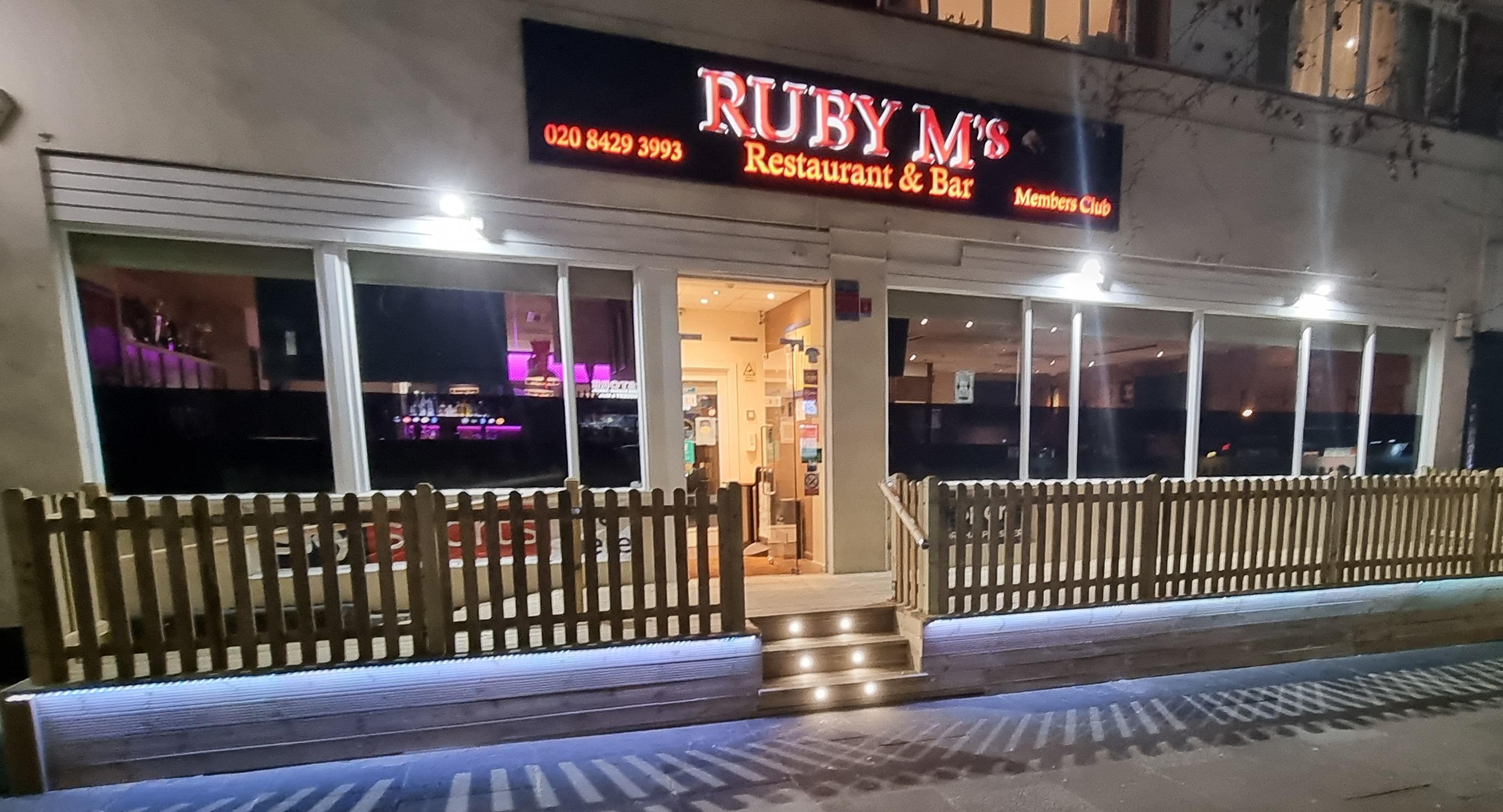 Ruby M's photo 2