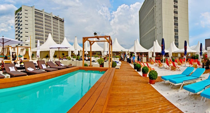 Sky & Sand Beachclub photo 2