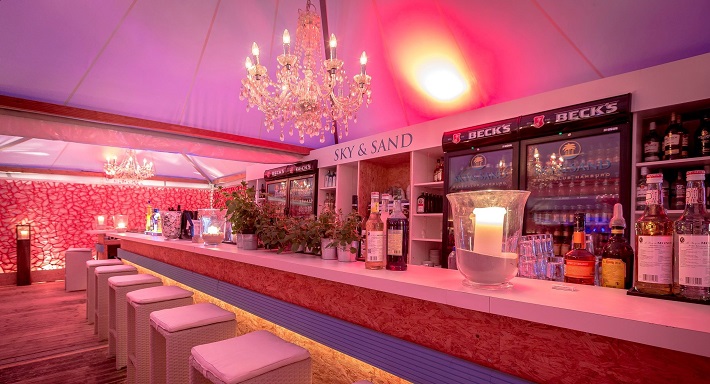 Sky & Sand Beachclub photo 4