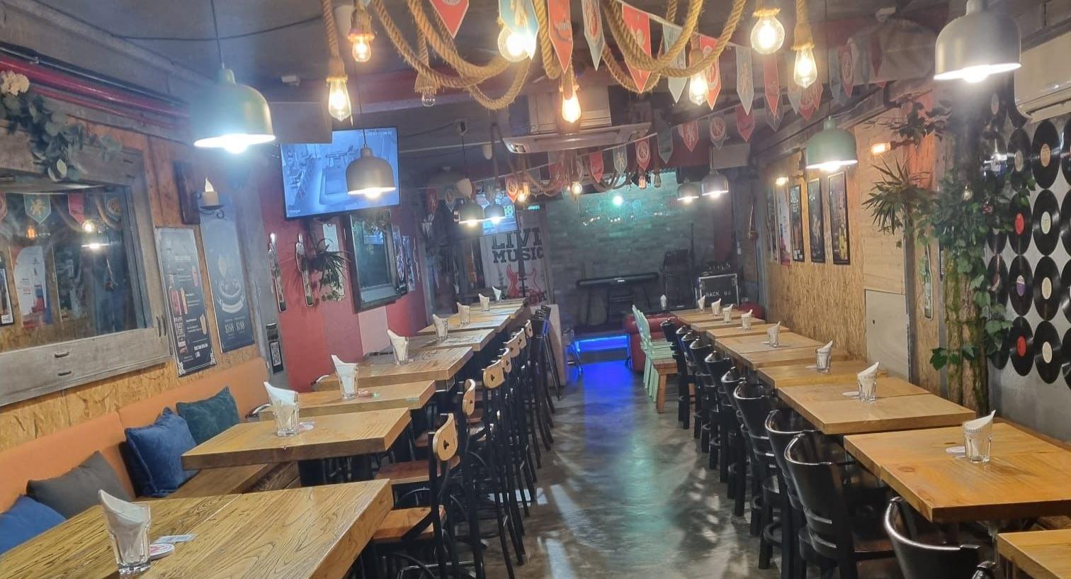 STAGE, Live Music & Restaurant photo 1