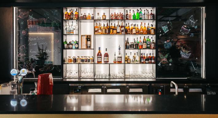 Suns Living Room photo 3