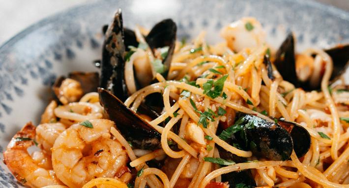 TAVERNA - Andreas Flatschers Cicchetteria & Italian Grill photo 4