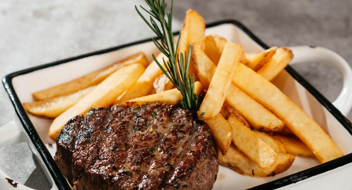 TAVERNA - Andreas Flatschers Cicchetteria & Italian Grill photo 5