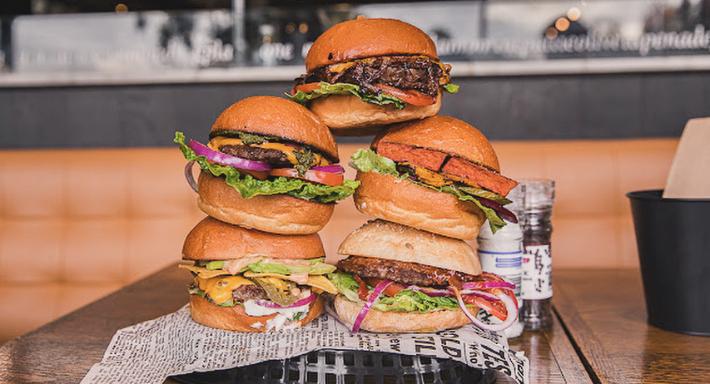 The Burger Lounge
