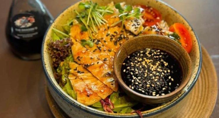 The Dragon‘s Sushi Ramen Bowls & Vietnamesische Restaurant photo 3