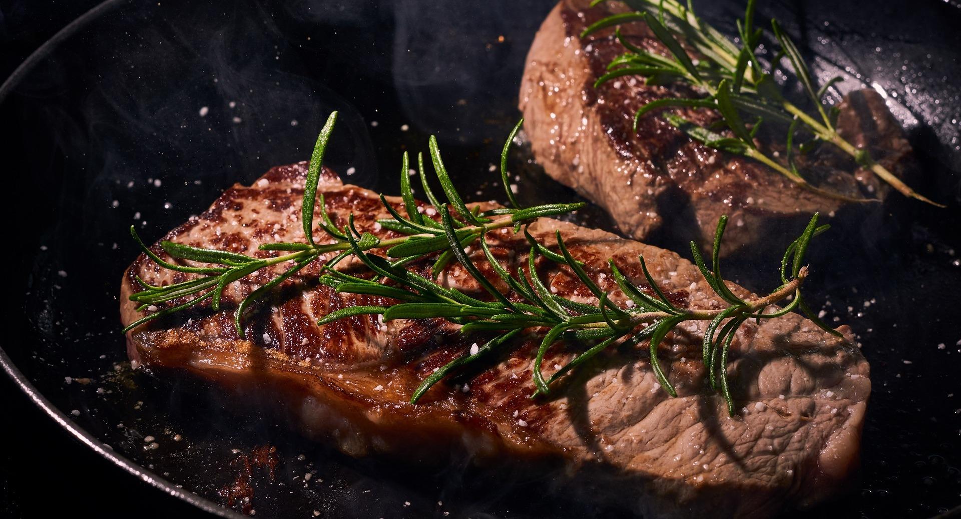 THE SMOKEHOUSE BAR & BARBECUE