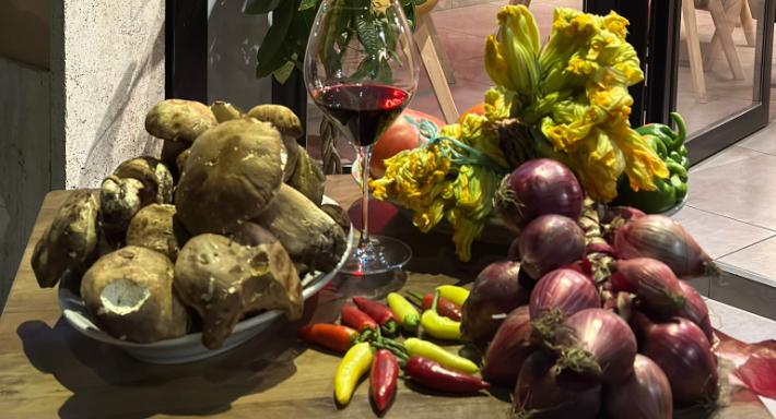 Vino & Peperoncino Ristorante Bistrot | Food & Wine photo 2