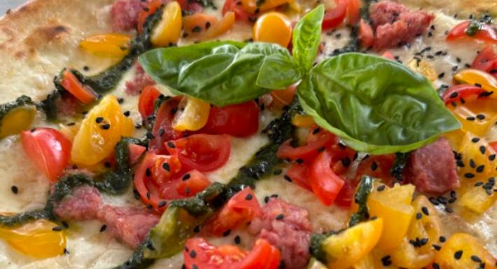 White risto-pizza photo 1