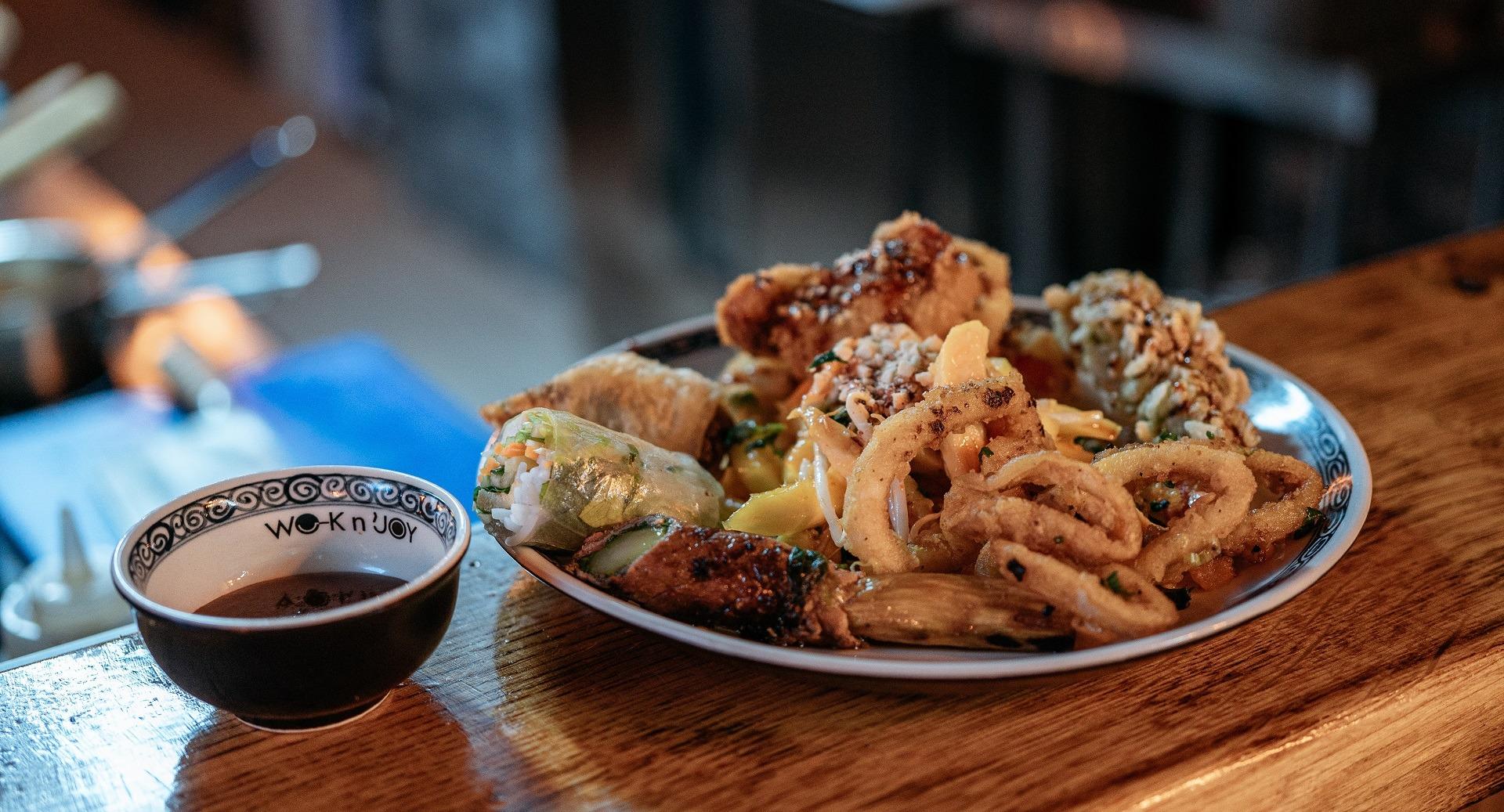 WOK n' JOY Restaurant photo 2